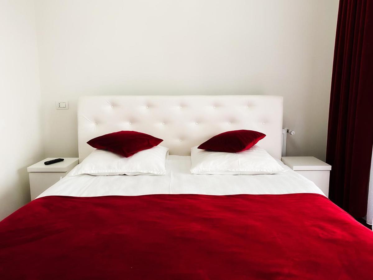 Hotel Casa Ina Moisei Zewnętrze zdjęcie