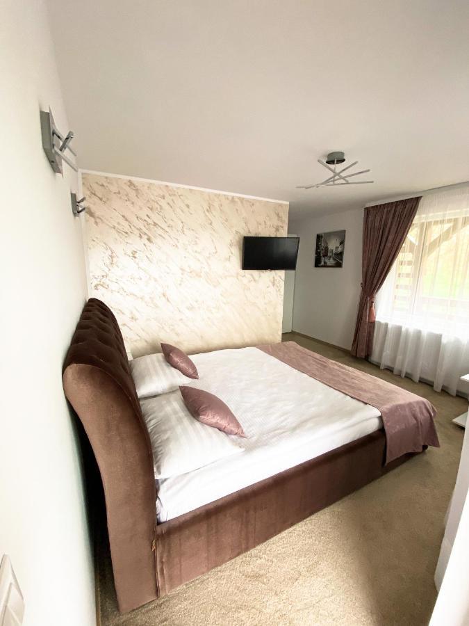 Hotel Casa Ina Moisei Zewnętrze zdjęcie