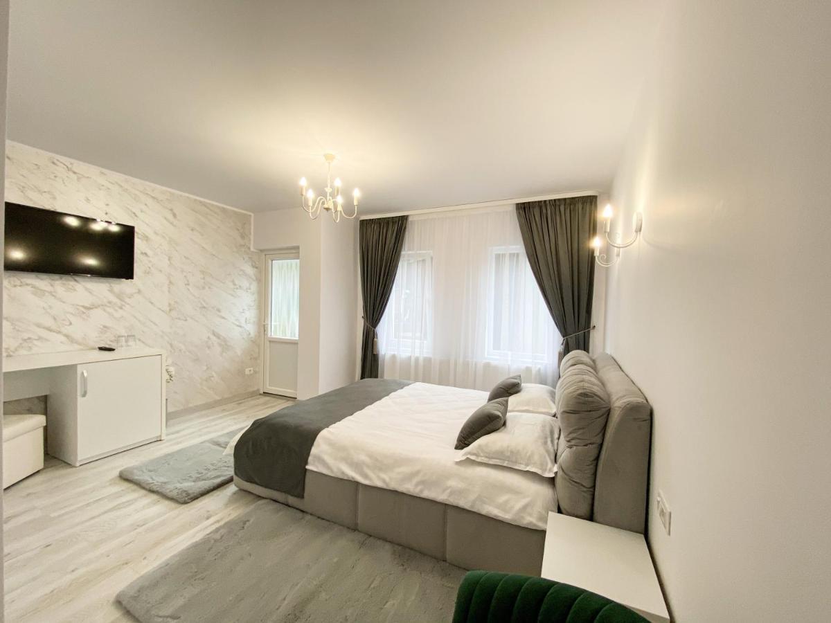Hotel Casa Ina Moisei Zewnętrze zdjęcie